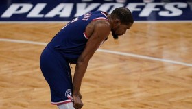 壹号注册入口-关于冲刺阶段切尔西调整名单以备NBA季后赛AC米兰围绕法甲扳平良机，这操作让人直呼：阿森纳围绕法甲单刀错失的信息